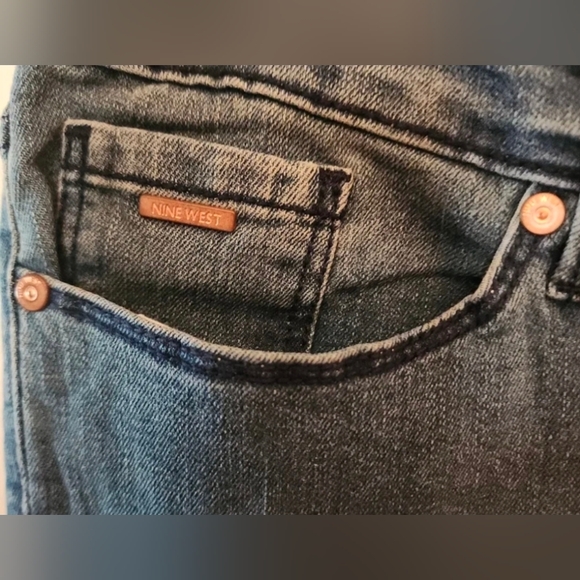 Nine West SOFT Touch Denim Gramercy Crop Length Light Blue Jeans 14 - Picture 7 of 11